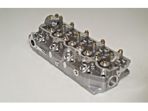 AMC 908512K cilindro galvutė 
 Variklis -> Cilindrų galvutė/dalys -> Cilindrų galvutė
MD109736, MD139564, MD185922, MD185926