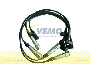VEMO V10-70-0017 uždegimo laido komplektas 
 Kibirkšties / kaitinamasis uždegimas -> Uždegimo laidai/jungtys
025 998 031, 200 998 031 D