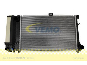 VEMO V20-60-0019 radiatorius, variklio aušinimas 
 Aušinimo sistema -> Radiatorius/alyvos aušintuvas -> Radiatorius/dalys
17 11 1 712 986, 17 11 1 719 308