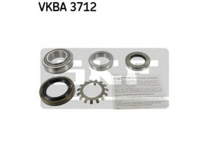 SKF VKBA 3712 rato guolio komplektas 
 Ašies montavimas/vairavimo mechanizmas/ratai -> Rato stebulė/montavimas -> Rato guolis
AUB84, 0K72A-26151, 52701-43300