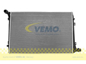 VEMO V15-60-6035 radiatorius, variklio aušinimas 
 Aušinimo sistema -> Radiatorius/alyvos aušintuvas -> Radiatorius/dalys
1K0 121 251 AL, 1K0 121 251 AM