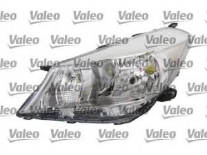 VALEO 045001 priekinis žibintas 
 Kėbulas -> Priekinis žibintas/dalys -> Priekinis žibintas/įterp.
81130-0D450, 811300D450