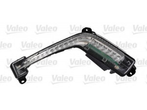 VALEO 044652 šoninis atšvaitas 
 Kėbulas -> Šviesos -> Šoninis/apribojimo žibintas/dalys -> Šoninės apribojimo šviesos
6208-X4, 6208X4