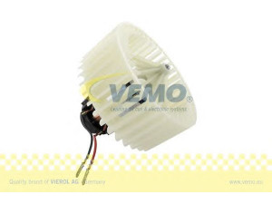 VEMO V24-03-1331 vidaus pūtiklis; įsiurbimo ventiliatorius, kabinos oras 
 Šildymas / vėdinimas -> Orpūtė/dalys
13 188 880 80, 1318888080, 69 401 283