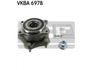 SKF VKBA 6978 rato guolio komplektas 
 Ašies montavimas/vairavimo mechanizmas/ratai -> Rato stebulė/montavimas -> Rato guolis
43401-65J01, 43401-65J02, 43402-57L50