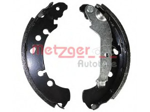 METZGER MG 236 stabdžių trinkelių komplektas 
 Techninės priežiūros dalys -> Papildomas remontas
04495-0D040