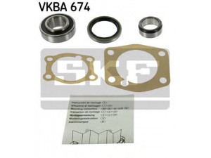 SKF VKBA 674 rato guolio komplektas 
 Ašies montavimas/vairavimo mechanizmas/ratai -> Rato stebulė/montavimas -> Rato guolis
105E4225A, 04421-12010, 04421-12011