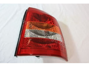AUTOMEGA 3062230022 kombinuotas galinis žibintas 
 Kėbulas -> Šviesos -> Kombinuotas galinis žibintas/dalys -> Kombinuotas galinis žibintas
6223022, 6223022, 09117404, 6223022