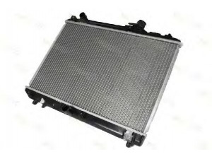 THERMOTEC D78003TT radiatorius, variklio aušinimas 
 Aušinimo sistema -> Radiatorius/alyvos aušintuvas -> Radiatorius/dalys
17700-60G00, 1770060G00