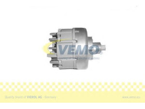 VEMO V30-73-0089 jungiklis, priekiniai žibintai 
 Elektros įranga -> Šviesų jungikliai/relės/valdymas -> Šviesų jungiklis/svirtis
000 545 62 04