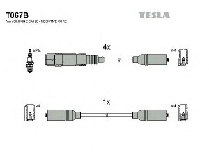 TESLA T067B uždegimo laido komplektas 
 Kibirkšties / kaitinamasis uždegimas -> Uždegimo laidai/jungtys
037905409D
