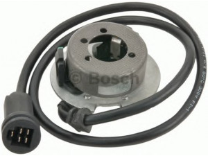 BOSCH 0 232 101 003 jutiklis, uždegimo impulsas 
 Elektros įranga -> Jutikliai
12 11 1 459 040, 12 11 1 459 049