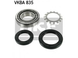 SKF VKBA 835 rato guolio komplektas 
 Ašies montavimas/vairavimo mechanizmas/ratai -> Rato stebulė/montavimas -> Rato guolis
90043-66022, XM34-1244-AA, 9960-30-208