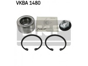 SKF VKBA 1480 rato guolio komplektas 
 Ašies montavimas/vairavimo mechanizmas/ratai -> Rato stebulė/montavimas -> Rato guolis
5 027 620, 93BB-1215-AB, 30818024