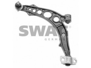 SWAG 70 73 0050 vikšro valdymo svirtis 
 Ašies montavimas/vairavimo mechanizmas/ratai -> Valdymo svirtis/pasukamosios svirties sujungimas -> Vairo trauklės (valdymo svirtis, išilginis balansyras, diago
46429834, 46429834