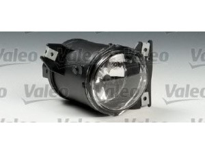 VALEO 088015 rūko žibintas 
 Kėbulas -> Pagalbiniai žibintai/dalys -> Rūko žibintas/dalys -> Rūko žibintas/įterp.
1116660, 1233727, 7M3941700A, 7M3941700A