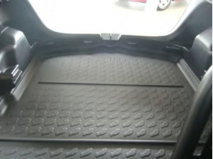 CARBOX 208104000 bagažinės / krovinių skyriaus guminis kilimėlis 
 Vidaus įranga -> Bagažinė