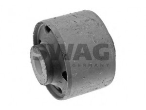 SWAG 60 79 0002 stebulės laikiklio įvorė 
 Ašies montavimas/vairavimo mechanizmas/ratai -> Ašies atrama/ašies korpusas/ašies montavimas -> Pasukamojo veleno sujungimas
60 25 000 245, 60 25 306 001, 60 25 315 757