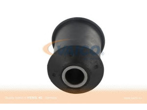 VAICO V25-0282 valdymo svirties/išilginių svirčių įvorė 
 Ašies montavimas/vairavimo mechanizmas/ratai -> Valdymo svirtis/pasukamosios svirties sujungimas -> Montavimas/sutvirtinimas
4 041 450, 4 131 788, YC153069AF
