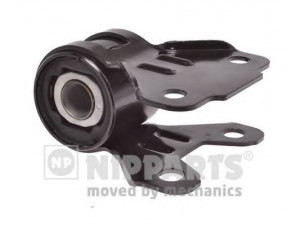 NIPPARTS N4233048 valdymo svirties/išilginių svirčių įvorė 
 Ašies montavimas/vairavimo mechanizmas/ratai -> Valdymo svirtis/pasukamosios svirties sujungimas -> Montavimas/sutvirtinimas
BBM2-34-300*, BBM2-34-350A*, PART OF