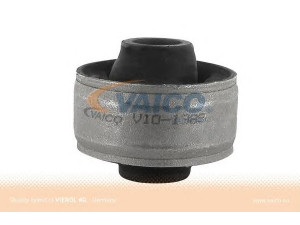 VAICO V10-1385 valdymo svirties/išilginių svirčių įvorė 
 Ašies montavimas/vairavimo mechanizmas/ratai -> Valdymo svirtis/pasukamosios svirties sujungimas -> Montavimas/sutvirtinimas
1 044 571, 7M0 407 181 A, 7M0 407 181 A