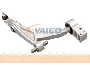 VAICO V24-9651 vikšro valdymo svirtis 
 Ašies montavimas/vairavimo mechanizmas/ratai -> Valdymo svirtis/pasukamosios svirties sujungimas -> Vairo trauklės (valdymo svirtis, išilginis balansyras, diago
51 795 447
