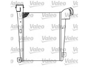 VALEO 816917 tarpinis suslėgto oro aušintuvas, kompresorius 
 Variklis -> Oro tiekimas -> Įkrovos agregatas (turbo/superįkrova) -> Tarpinis suslėgto oro aušintuvas
0005000303, 5000303, 85000326