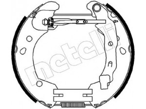 METELLI 51-0231 stabdžių trinkelių komplektas 
 Techninės priežiūros dalys -> Papildomas remontas
82 01 046 953