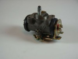 AISIN AD-022RA rato stabdžių cilindras
47550-87304, 47550-87311