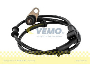 VEMO V37-72-0031 jutiklis, rato greitis 
 Elektros įranga -> Jutikliai
MB950343, 30 870 894