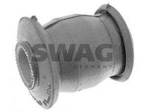 SWAG 84 94 2258 valdymo svirties/išilginių svirčių įvorė 
 Ašies montavimas/vairavimo mechanizmas/ratai -> Valdymo svirtis/pasukamosios svirties sujungimas -> Montavimas/sutvirtinimas
45530-70C00, 45530-70C00-000
