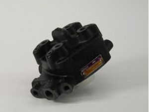 BOSCH 0 438 100 064 degalų skirstytuvas, įpurškimo sistema