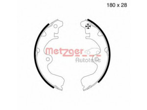 METZGER MG 617 stabdžių trinkelių komplektas 
 Techninės priežiūros dalys -> Papildomas remontas
04495-10071, 04495-10110