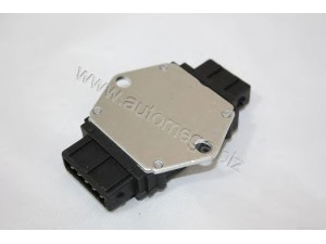 AUTOMEGA 3090503514D0 uždegimo jungiklis 
 Kibirkšties / kaitinamasis uždegimas -> Uždegimo modulis/valdymo blokas
4D0905351, 4D0905351, 4D0905351