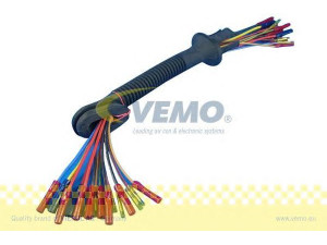 VEMO V10-83-0015 remonto rinkinys, diržas 
 Elektros įranga -> Diržas
4B9 971 726 C part, 4B9 971 726 part