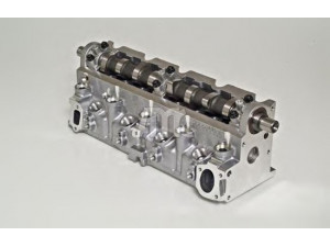 AMC 908166K cilindro galvutė 
 Variklis -> Cilindrų galvutė/dalys -> Cilindrų galvutė