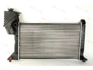 THERMOTEC D7M004TT radiatorius, variklio aušinimas 
 Aušinimo sistema -> Radiatorius/alyvos aušintuvas -> Radiatorius/dalys
901 500 31 00, 9015003100