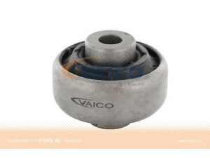 VAICO V25-0076 valdymo svirties/išilginių svirčių įvorė 
 Ašies montavimas/vairavimo mechanizmas/ratai -> Valdymo svirtis/pasukamosios svirties sujungimas -> Montavimas/sutvirtinimas
1 023 058, 1 074 282, 95BG 3A262 AA