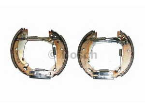 BOSCH 0 204 114 525 stabdžių trinkelių komplektas 
 Techninės priežiūros dalys -> Papildomas remontas
4241 4R, 95 668 072, 4241 4R, 95 668 072