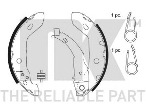 NK 2733657 stabdžių trinkelių komplektas 
 Techninės priežiūros dalys -> Papildomas remontas
1684200220, 1684200320