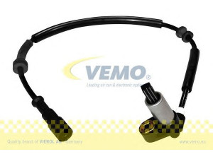 VEMO V46-72-0053 jutiklis, rato greitis 
 Elektros įranga -> Jutikliai
77 00 834 762