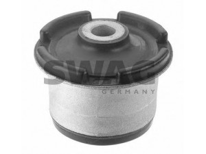 SWAG 40 79 0016 stebulės laikiklio įvorė 
 Ašies montavimas/vairavimo mechanizmas/ratai -> Ašies atrama/ašies korpusas/ašies montavimas -> Pasukamojo veleno sujungimas
5402 630, 90496681, 90496681