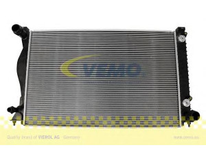 VEMO V15-60-6027 radiatorius, variklio aušinimas 
 Aušinimo sistema -> Radiatorius/alyvos aušintuvas -> Radiatorius/dalys
4F0 121 251 AF, 4F0 121 251 M