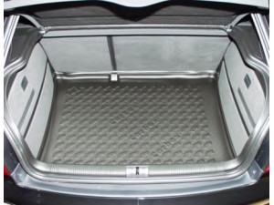 CARBOX 201439000 bagažinės / krovinių skyriaus guminis kilimėlis 
 Vidaus įranga -> Bagažinė