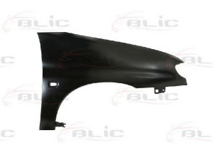 BLIC 6504-04-0550312P sparnas 
 Kėbulas -> Kėbulo dalys/ sparnas/buferis -> Purvasaugiai
7841J9