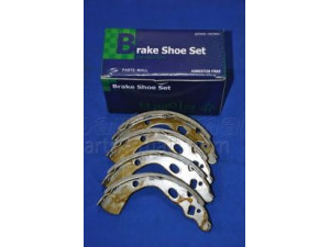 PARTS-MALL PLB-001 stabdžių trinkelių komplektas 
 Techninės priežiūros dalys -> Papildomas remontas
KK10G2638Z, KK15026310, KK15026310A