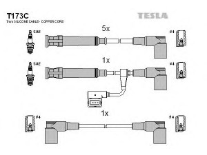 TESLA T173C uždegimo laido komplektas 
 Kibirkšties / kaitinamasis uždegimas -> Uždegimo laidai/jungtys
12121716939, 12121717206