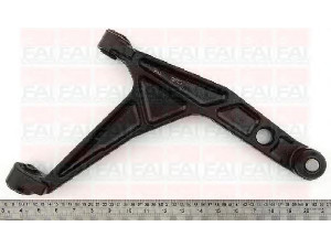 FAI AutoParts SS248 vikšro valdymo svirtis 
 Ašies montavimas/vairavimo mechanizmas/ratai -> Valdymo svirtis/pasukamosios svirties sujungimas -> Vairo trauklės (valdymo svirtis, išilginis balansyras, diago
352137, 91519408