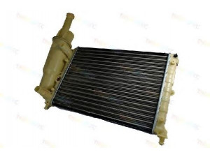 THERMOTEC D7F003TT radiatorius, variklio aušinimas 
 Aušinimo sistema -> Radiatorius/alyvos aušintuvas -> Radiatorius/dalys
46446734, 46465015, 7718660, 7745652