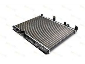 THERMOTEC D7P044TT radiatorius, variklio aušinimas 
 Aušinimo sistema -> Radiatorius/alyvos aušintuvas -> Radiatorius/dalys
1330.64, 1331.FX